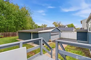 1 Park Pl, North Brunswick Township, NJ 08902 - Photo 20
