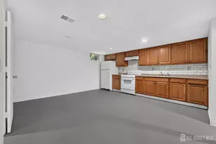2 Oakwood Pl, North Brunswick Township, NJ 08902 - Photo 20