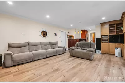 1 Macintosh Court, East Brunswick Township, NJ 08816 - Photo 10