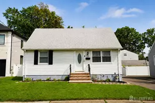 193 Old Rd, Sewaren, NJ 07077 - Photo 1