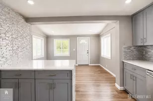 193 Old Rd, Sewaren, NJ 07077 - Photo 18