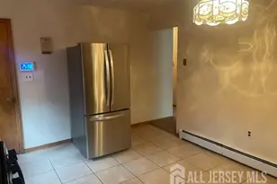 47 South Walnut Ave, Middlesex, NJ 08830 - Photo 6