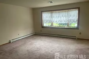 47 South Walnut Ave, Middlesex, NJ 08830 - Photo 4