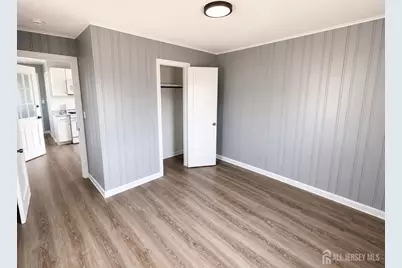 49 Lincoln Court, Keansburg, NJ 07735 - Photo 4