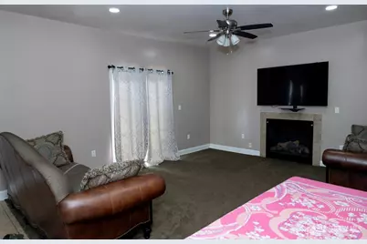 34 4th Street, Port Reading, NJ 07064 - Photo 10