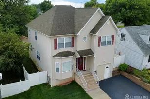 34 4th St, Port Reading, NJ 07064 - Photo 2