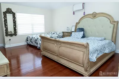 34 4th Street, Port Reading, NJ 07064 - Photo 16