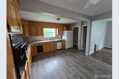 4 Vale Street, Edison, NJ 08817 - Photo 16
