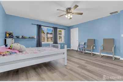 425 Thomas Street, Perth Amboy, NJ 08861 - Photo 26