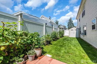425 Thomas Street, Perth Amboy, NJ 08861 - Photo 44