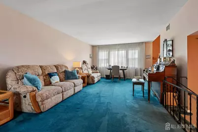 55 Lench Avenue, Edison, NJ 08820 - Photo 4