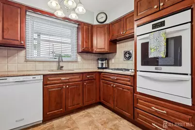 55 Lench Avenue, Edison, NJ 08820 - Photo 10