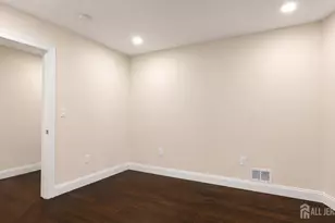 7 Maple St, Bloomfield, NJ 07003 - Photo 6