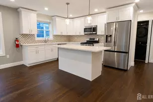 7 Maple St, Bloomfield, NJ 07003 - Photo 4