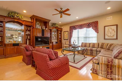 12 Crenshaw Court, Monroe Township, NJ 08831 - Photo 12