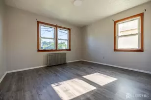 15 Clinton Ave, Woodbridge Township, NJ 08832 - Photo 10
