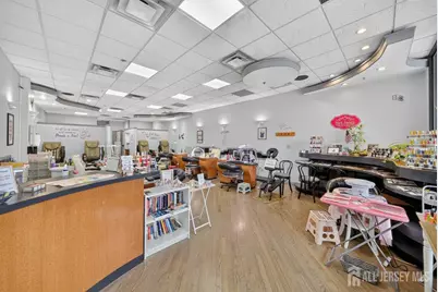 1147 Inman Avenue, Edison, NJ 08820 - Photo 8