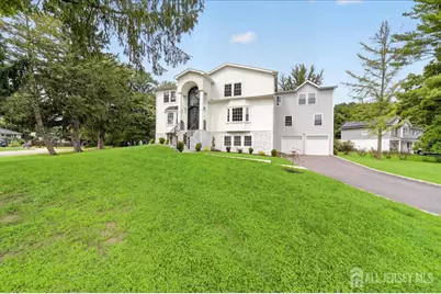 22 Mary Ellen Drive, Edison, NJ 08820 - Photo 4