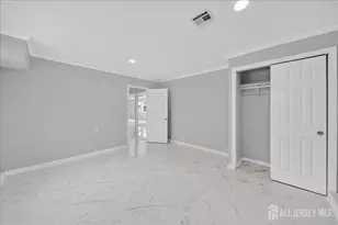 22 Mary Ellen Dr, Edison, NJ 08820 - Photo 84