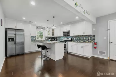 586 Dial Avenue, Piscataway Township, NJ 08854 - Photo 6