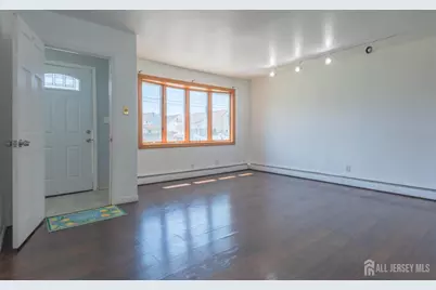 82 Markowitz Street, Carteret, NJ 07008 - Photo 8