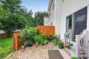 1008 Blossom Cir, South Brunswick Township, NJ 08810 - Photo 32