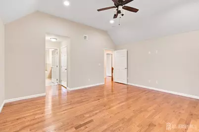 39 Hamilton Avenue, Edison, NJ 08820 - Photo 14