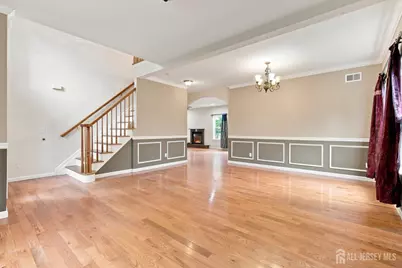 39 Hamilton Avenue, Edison, NJ 08820 - Photo 4