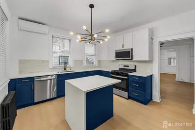 309 S 2nd Avenue S, Highland Park, NJ 08904 - Photo 6