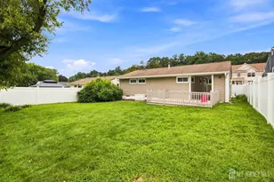 114 Kendall Dr, Sayreville, NJ 08859 - Photo 24