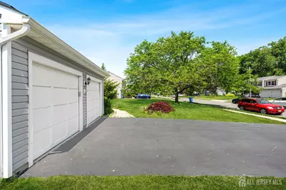 52 Krebs Road, Plainsboro Township, NJ 08536 - Photo 4