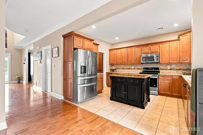 18 Kendall Road, East Brunswick Township, NJ 08816 - Photo 8