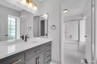 6 Rutherford Hayes Drive, Monroe Township, NJ 08831 - Photo 28