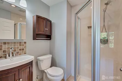 50 Central Square Park, Metuchen, NJ 08840 - Photo 20