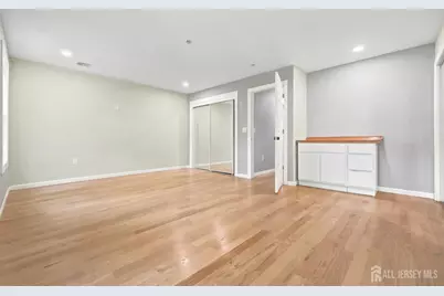 30 Linden Street, Fords, NJ 08863 - Photo 8