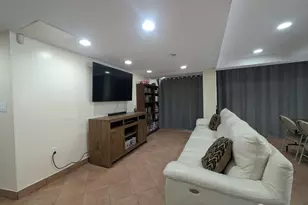 1874 Pelham Pkwy S, Bronx, NY 10461 - Photo 26