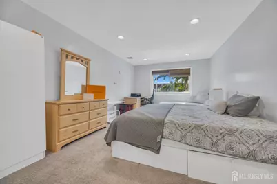 393 College Drive, Edison, NJ 08817 - Photo 14