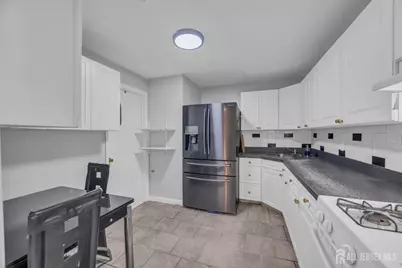 393 College Drive, Edison, NJ 08817 - Photo 6