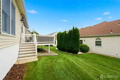 28 Sherwood Drive, Monroe Township, NJ 08831 - Photo 22
