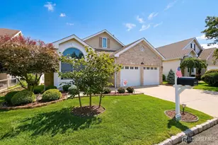 28 Sherwood Dr, Monroe Township, NJ 08831 - Photo 2