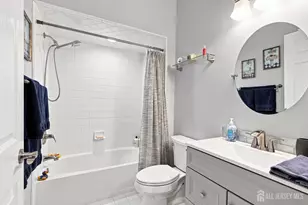 28 Sherwood Dr, Monroe Township, NJ 08831 - Photo 18