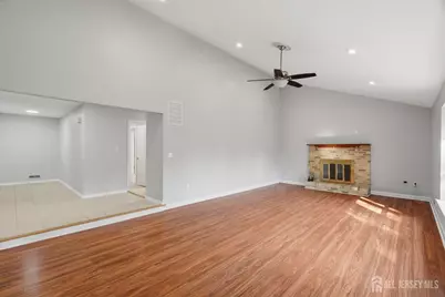 20 Franklin Drive, Plainsboro Township, NJ 08536 - Photo 6