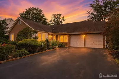 20 Franklin Drive, Plainsboro Township, NJ 08536 - Photo 2