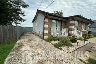 216 Hillcrest Ave, Old Bridge Township, NJ 08879 - Photo 12