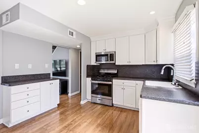 63 Tunison Road, New Brunswick, NJ 08901 - Photo 12