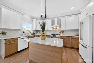 49 Victory Place, East Brunswick Township, NJ 08816 - Photo 10