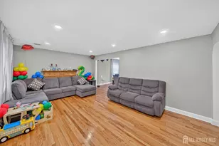 47 Albert Ave, Edison, NJ 08837 - Photo 4