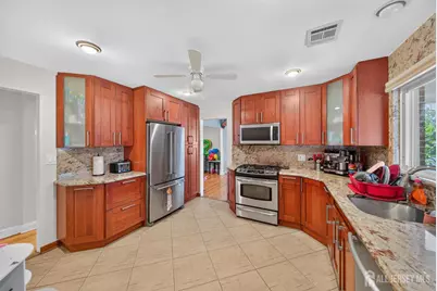 47 Albert Avenue, Edison, NJ 08837 - Photo 8