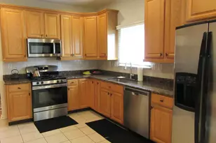 308 Valencia Dr, Monroe Township, NJ 08831 - Photo 8