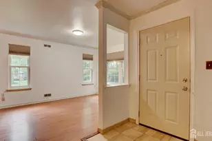 8 Forden Ct, Sayreville, NJ 08872 - Photo 8